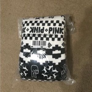 Victoria's Secret PINK Black and White Blanket